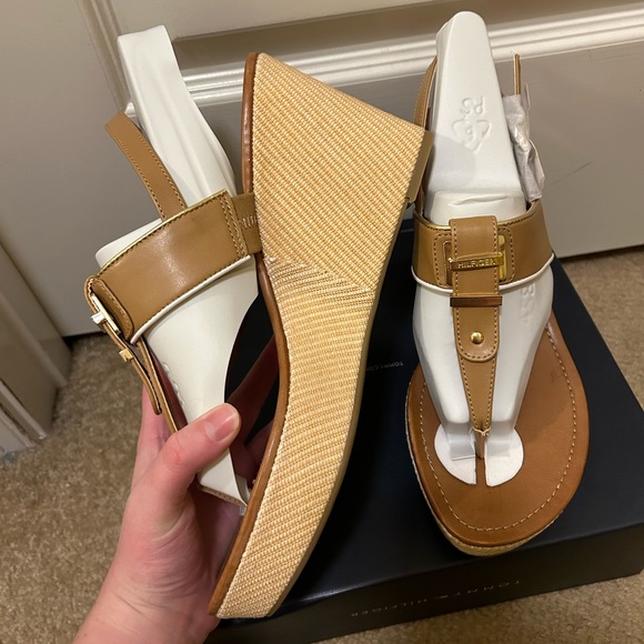 NWT Tommy Hilfiger Maree natural wedged heels - Picture 5 of 7